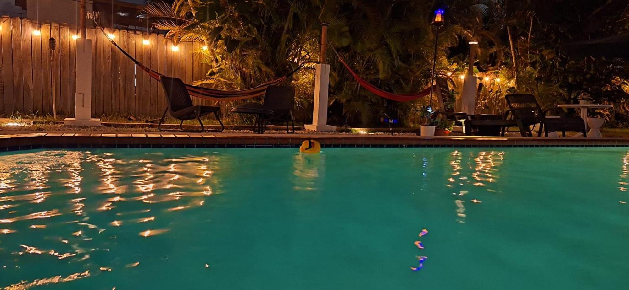 Pool House Resort Heated Swimming Pool Family Getaway Cutler Bay Exterior foto