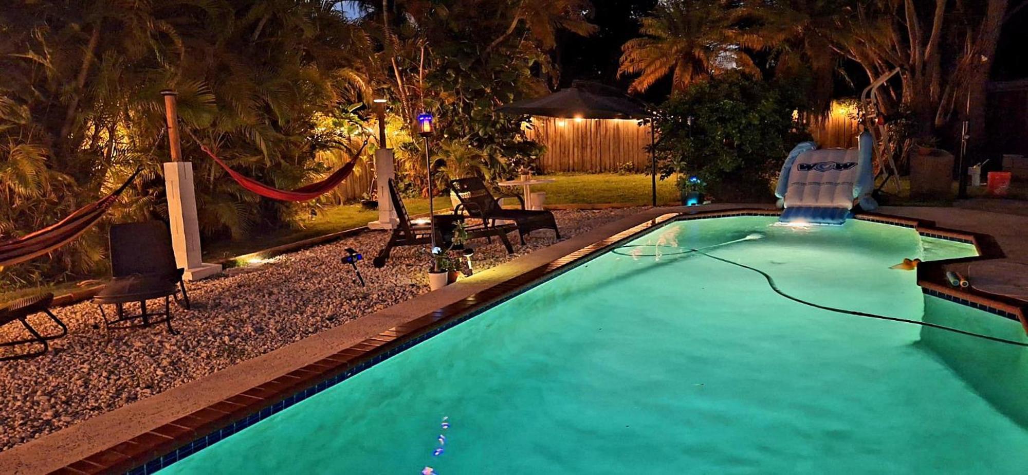 Pool House Resort Heated Swimming Pool Family Getaway Cutler Bay Exterior foto